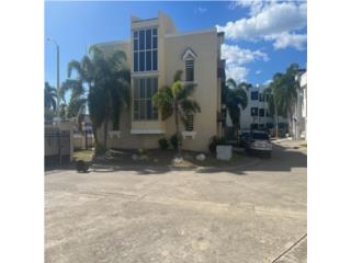 Parque del Rio Precioso townhouse 330K OMO