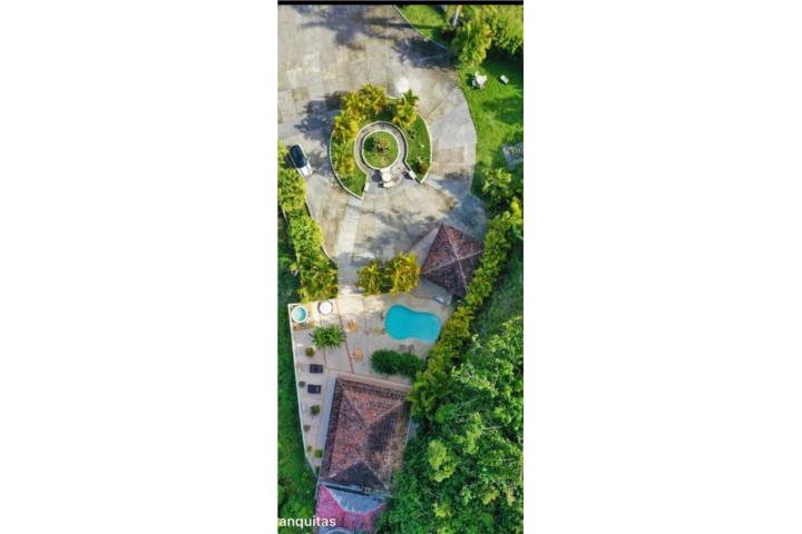 Villa en Venta en el corazón de Barranquitas