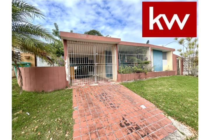 URB. VILLA INTERAMERICANA, CASA EN SAN GERMAN