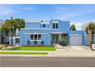 **CAMINO DEL MAR, TOA BAJA 5 Beds, 3.5 Baths
