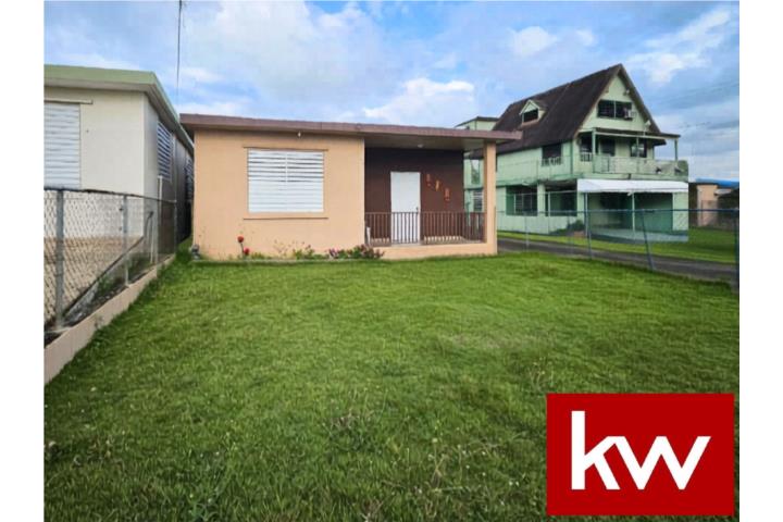 BO. CAPAEZ, CASA EN HATILLO
