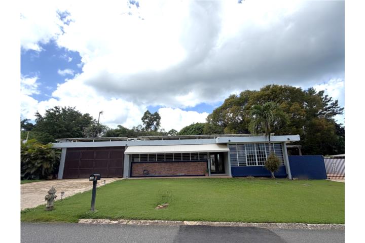 Urb. Villa Sonsire, Mayagüez