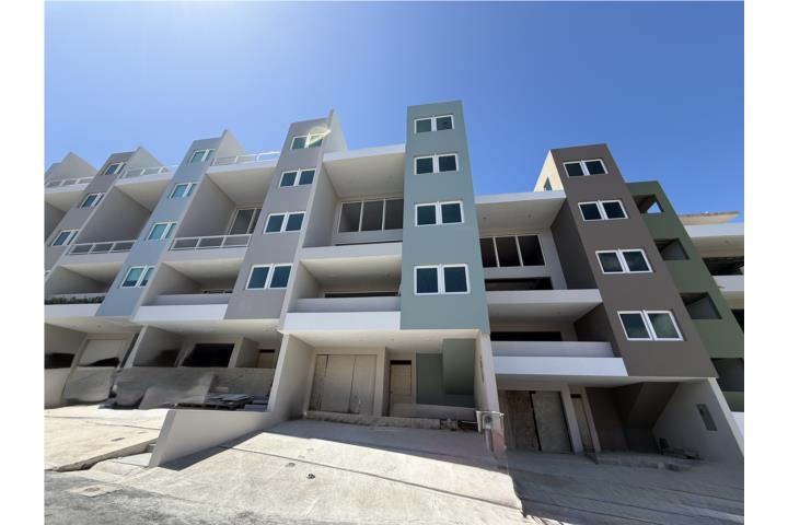 *BREEZE POINT - NEW CONSTRUCTION*