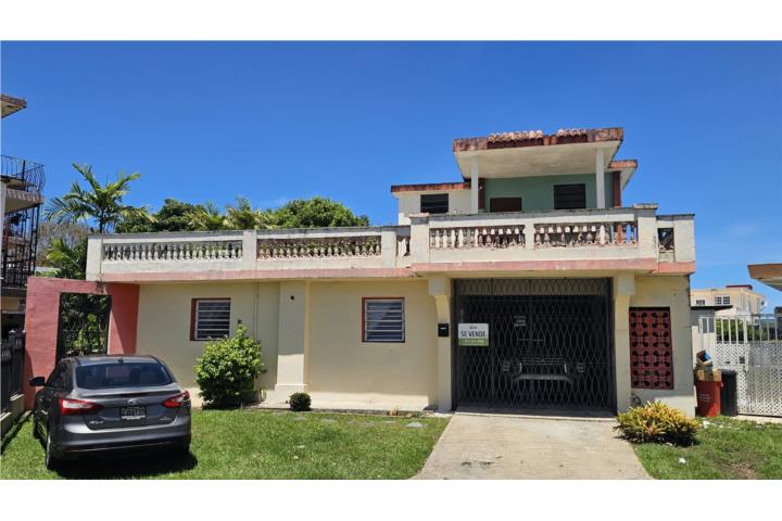Casa multifamiliar Urb. Villa Carolina 6h 3b