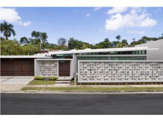 Lujosa Casa en Garden Hills Norte 4/4 $3,688M