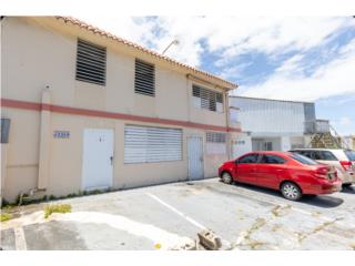 Esquina Comercial C-1 en Ave Boulevard 