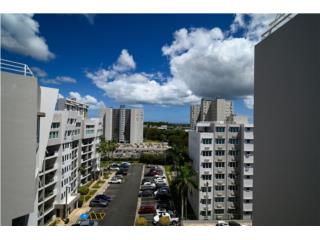 Spacious 4BR Penthouse Palacios del Escorial