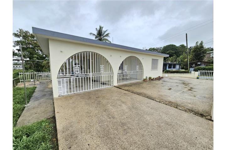 2 Units (3BR/1BA Each) For Sale at Appraisal!