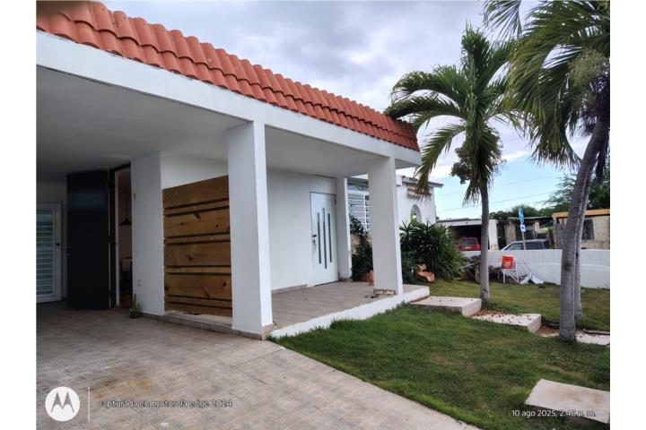 Casa 3h/2b, Urb. Mar Azul, Hatillo