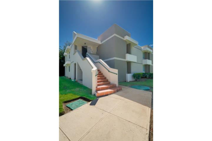 Cond. North Village Coast, Vega Alta, P.R