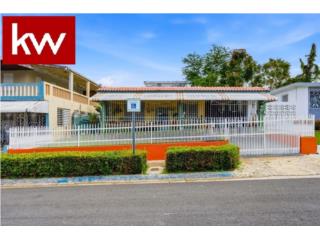 URB. SANTA JUANITA, CASA EN BAYAM�N