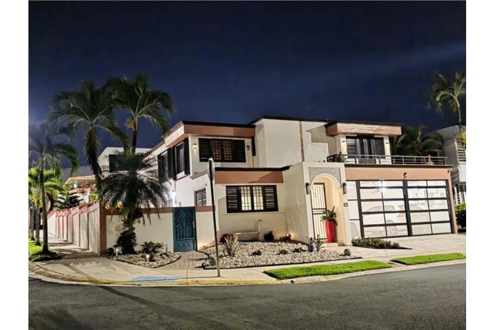 BELLA, BELLA: MANSIONES REALES DE GUAYNABO