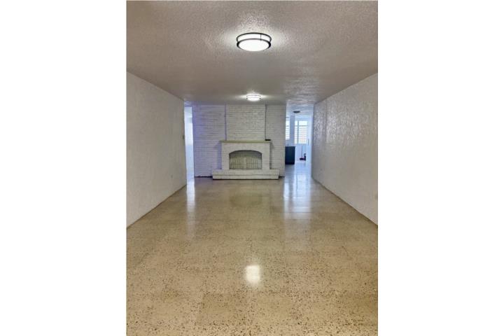 Union Tower 711