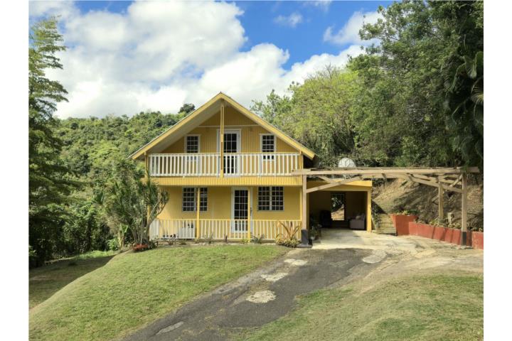ENCANTADORA PROPIEDAD TIPO CHALET- 1 CUERDA