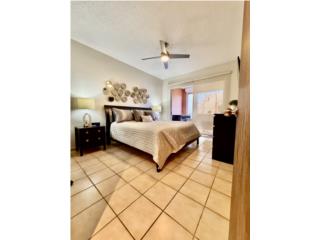 TUS VACACIONES- DOS VILLAS EN UNA! FAIRWAY CT