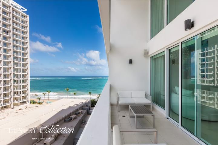 Acquamarina Condominium