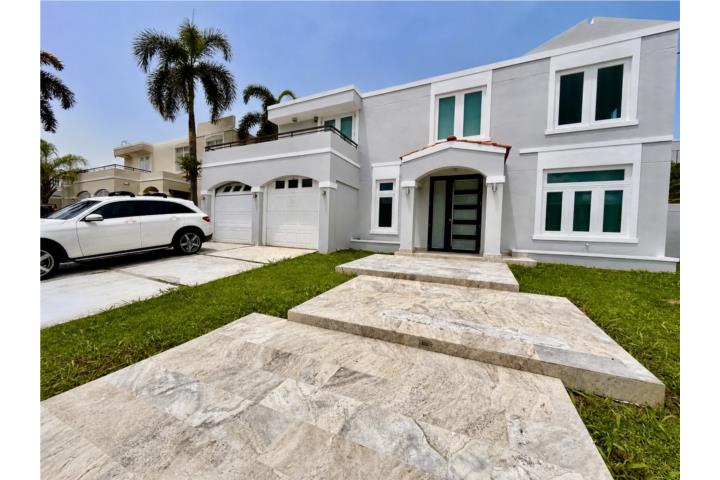 ESPACIOSA CASA EN MONTECIELO, CAGUAS