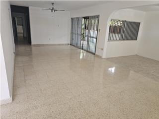 EXT. BUENA VISTA