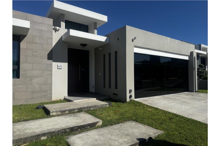 URB Las Casonas rara vez disponible