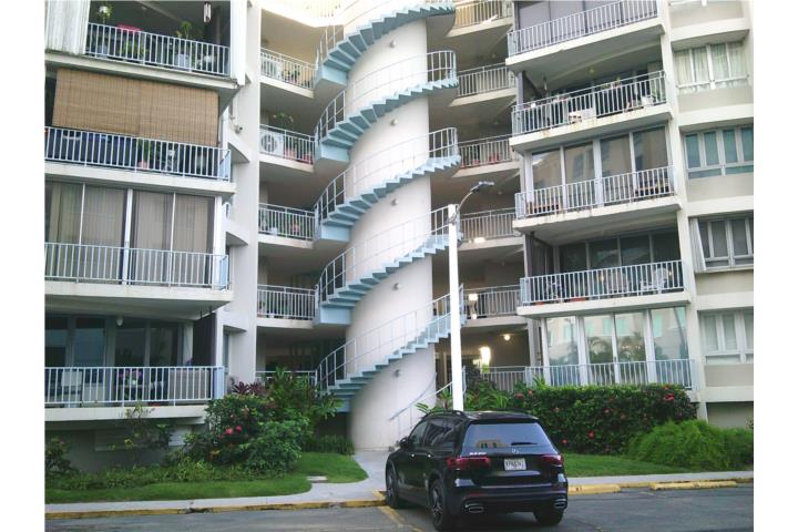 CONDO.  PINE GROVE FRONT BEACH