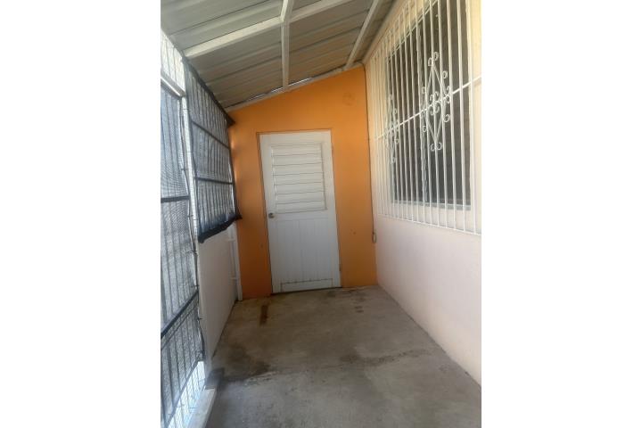 Caparra Terrace, esquina, amplia