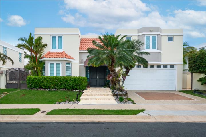 Stunning property at Paseo Los Corales I