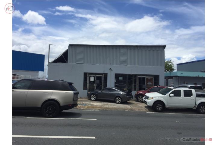 Las Lomas Corner Unit (2 story | 3,673 sq ft)