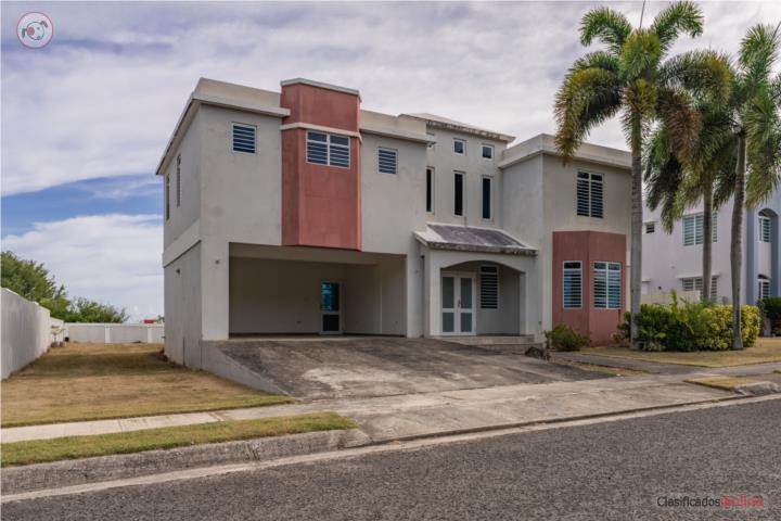 Residencia en Urb. Las Praderas, Hatillo