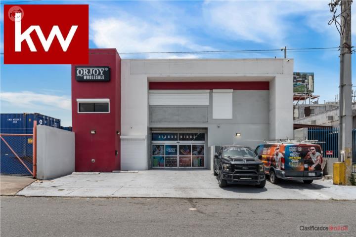 PROPIEDAD INDUSTRIAL EN AVE. KENNEDY