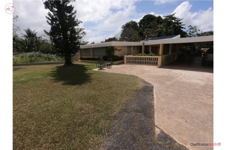 Casa con enorme solar 5,083 MC Camino El Capá