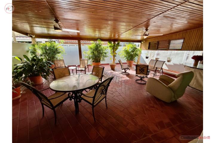 Townhouse - Right on The Beach
