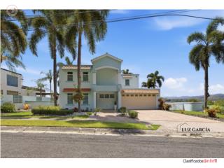 Casa Urb. Villa Paz 3H|2.5B en Trujillo Alto