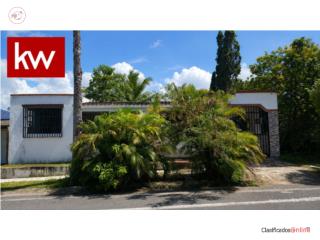 URB. COLINAS DE HATILLO, CASA EN HATILLO