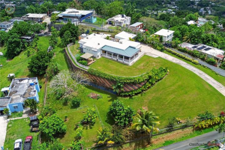 Casa de campo, cerca de la ciudad