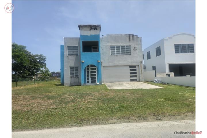 House in Vista De Palma, Humacao