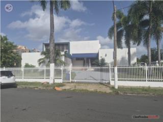 Hermanas Dávila, Bayamon