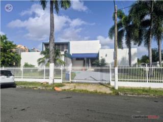 Ext. Hermanas Davila **ESQUINA CON 61...