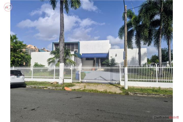 House in Extension Hermanas Davila, Bayamón