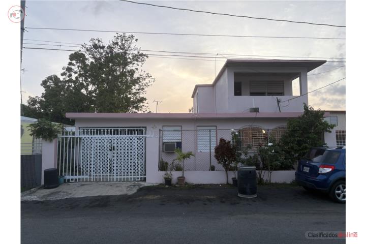 Multi-family in Villa Justicia, Carolina