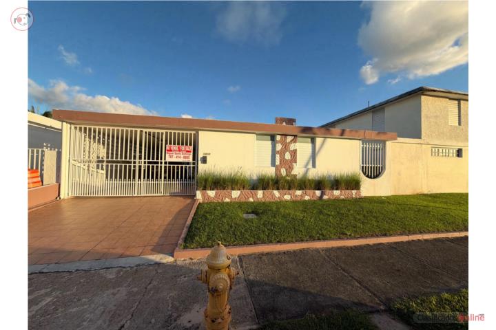 Levittown Lakes - Ave. del Valle 1811