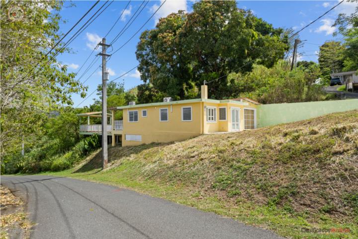 House in Ortiz, Toa Alta