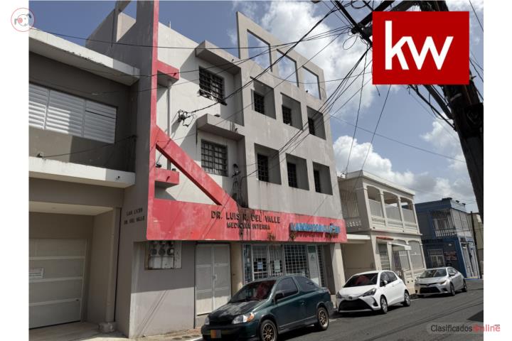 Commercial in Pueblo, San Lorenzo