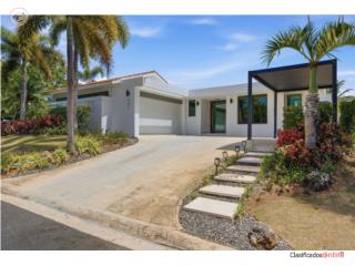 New Remodeled Home in Sabanera Dorado