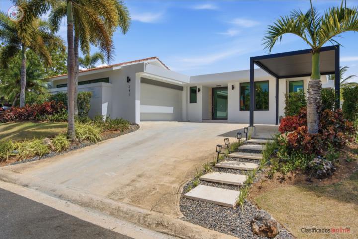 House in Sabanera de Dorado, Dorado