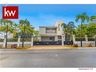 URB. ITURREGUI, CASA EN SAN JUAN