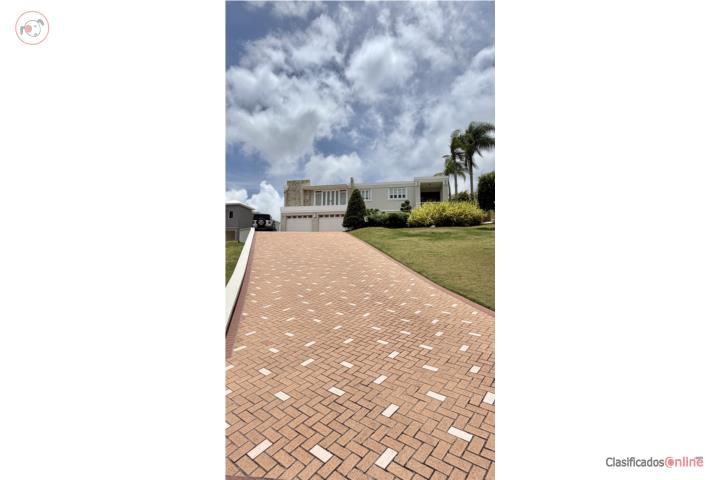 House in Camino Real, Caguas