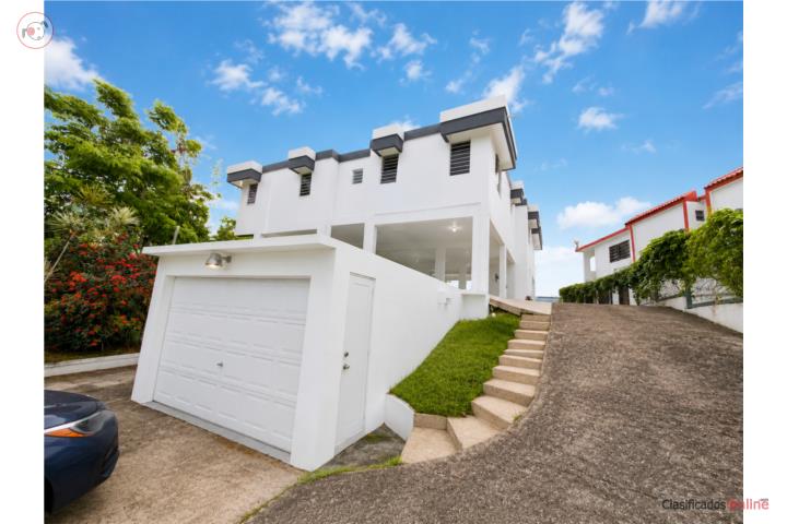 House in Carraizo, Trujillo Alto