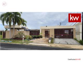 URB. CAPARRA HILLS, CASA EN GUAYNABO