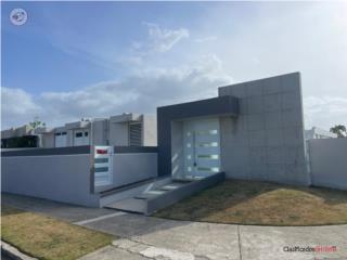 URB. VILLA VENECIA. AMPLIA PROPIEDAD