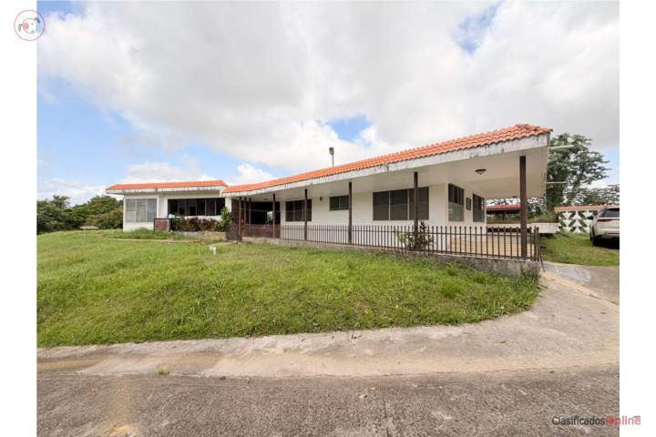 House in Quebradillas, Barranquitas